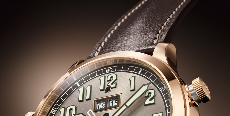Patek Philippe Ref 5520 Alarm Travel Time Nhà du hành giữa những múi giờ