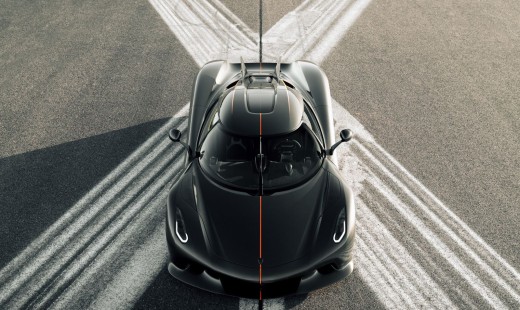 Koenigsegg Jesko Absolut vừa thiết lập thêm hai kỷ lục tốc độ