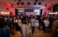 Hai phiên đấu giá, nhiều kỷ lục của Philips