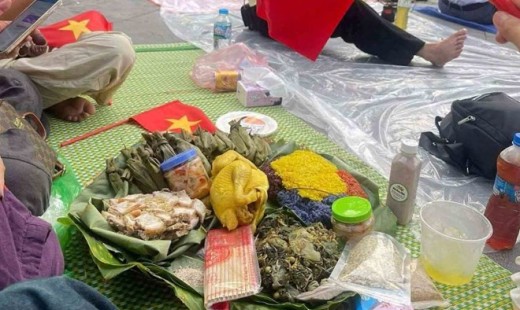 Mâm xôi gà đặc biệt gây sốt mạng trước giờ tổng hợp luyện diễu binh diễu hành