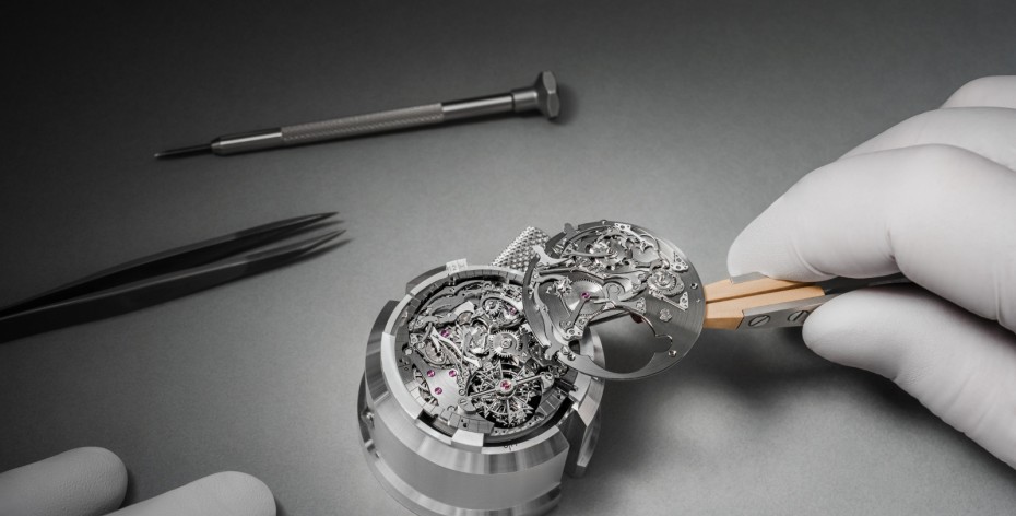 Grand Complication Openface Sự tinh xảo trong từng nhịp chuông
