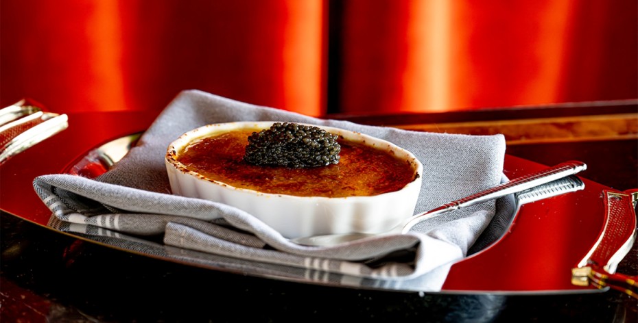 Vì sao các nhà hàng tên tuổi lại bổ sung caviar vào món tráng miệng?