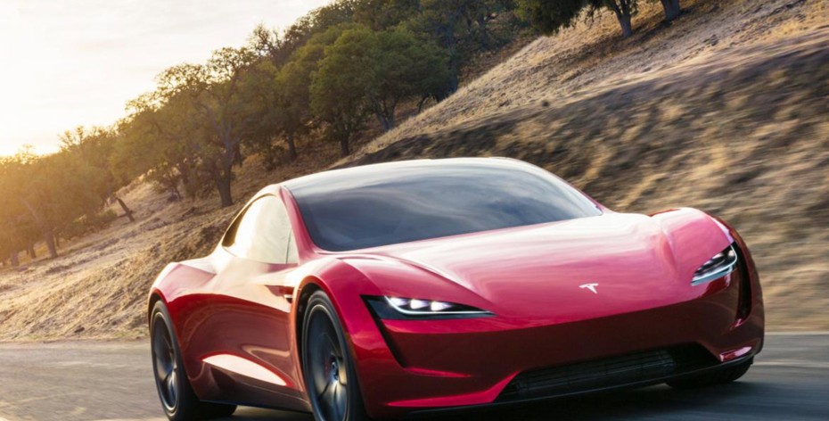 Quái kiệt hay thiên tài – Elon Musk lắp động cơ tên lửa cho xe Tesla Roadster