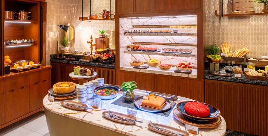 The Strand tại Hilton Saigon đón khách với buffet hải sản thịnh soạn