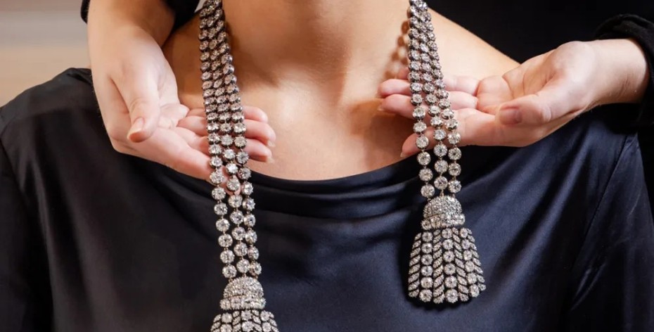 Đấu giá vòng cổ kim cương từ thế kỷ 18
