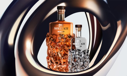 Bí mật giấu kín trong xuất phẩm LEvolution phiên bản giới hạn